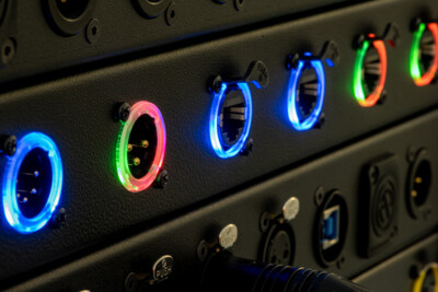 Neutrik NC3FAH2-LR-DAE XLR-runkonaaras piirikortille